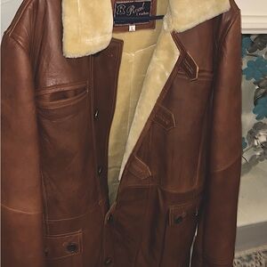 Jaket RL  Leather color brown  Good conducción very nice